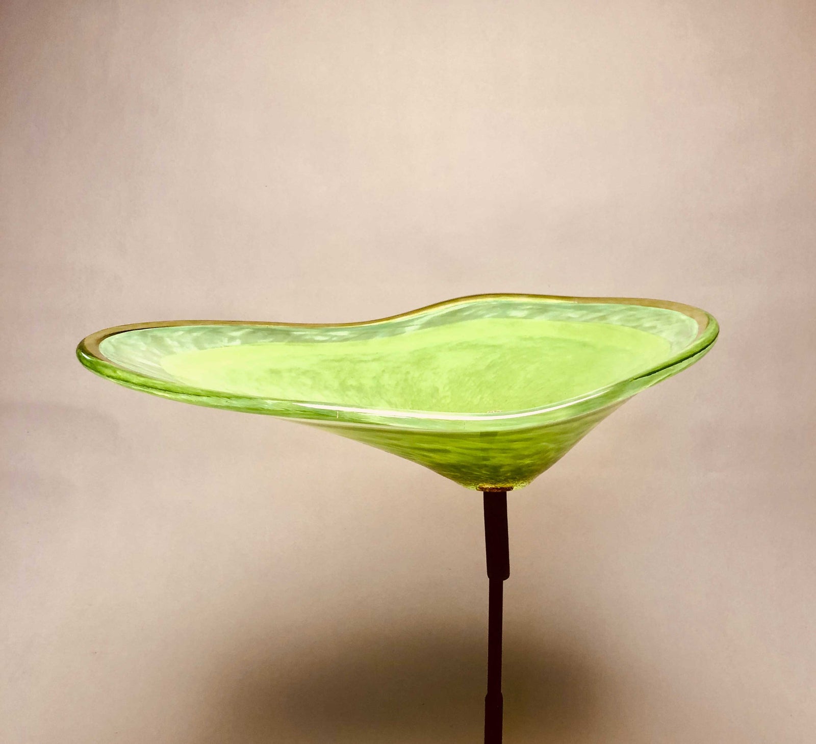 Birdbath Oblong Opaque Lt Green