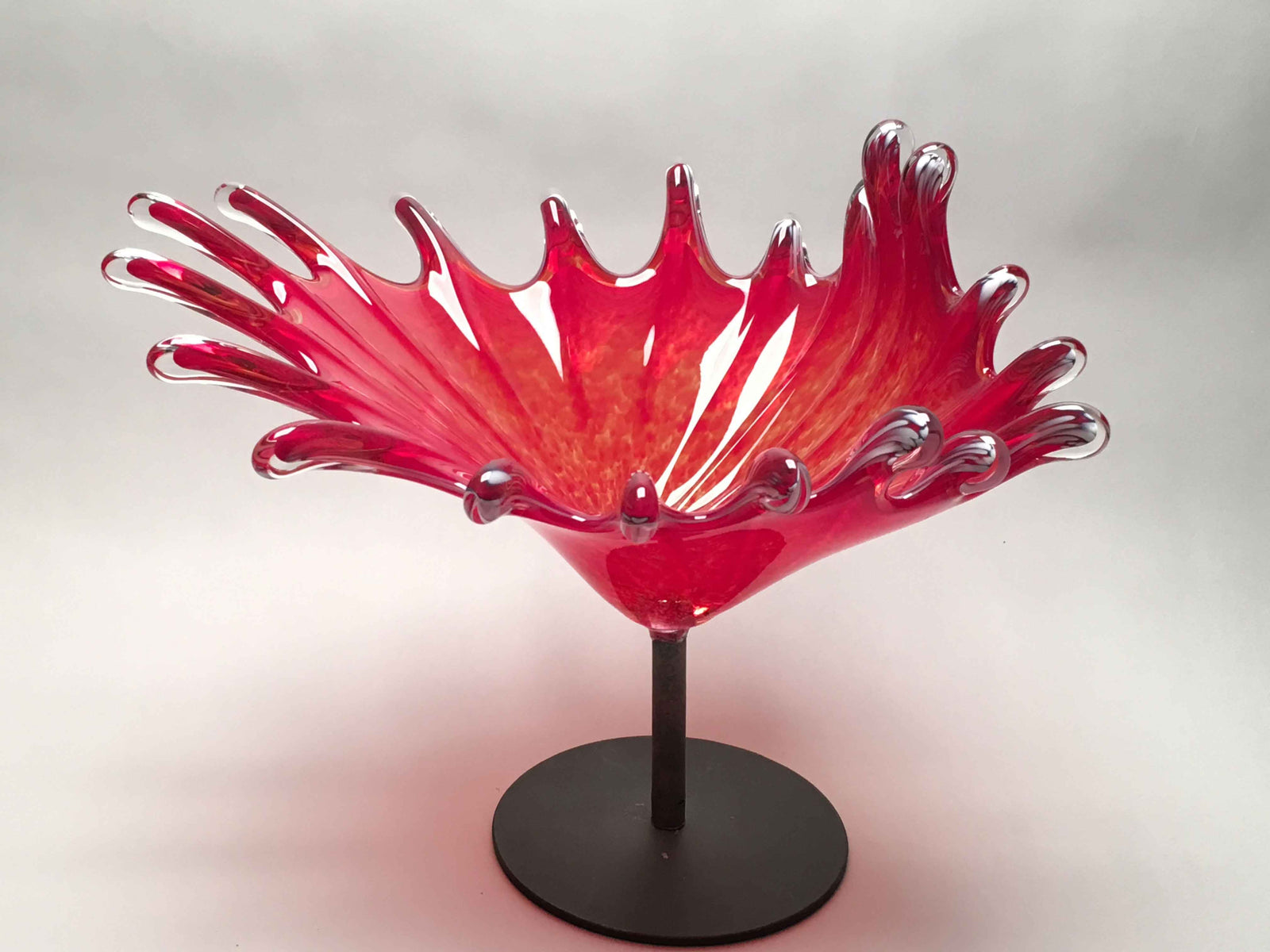 Birdbath Splash Red White