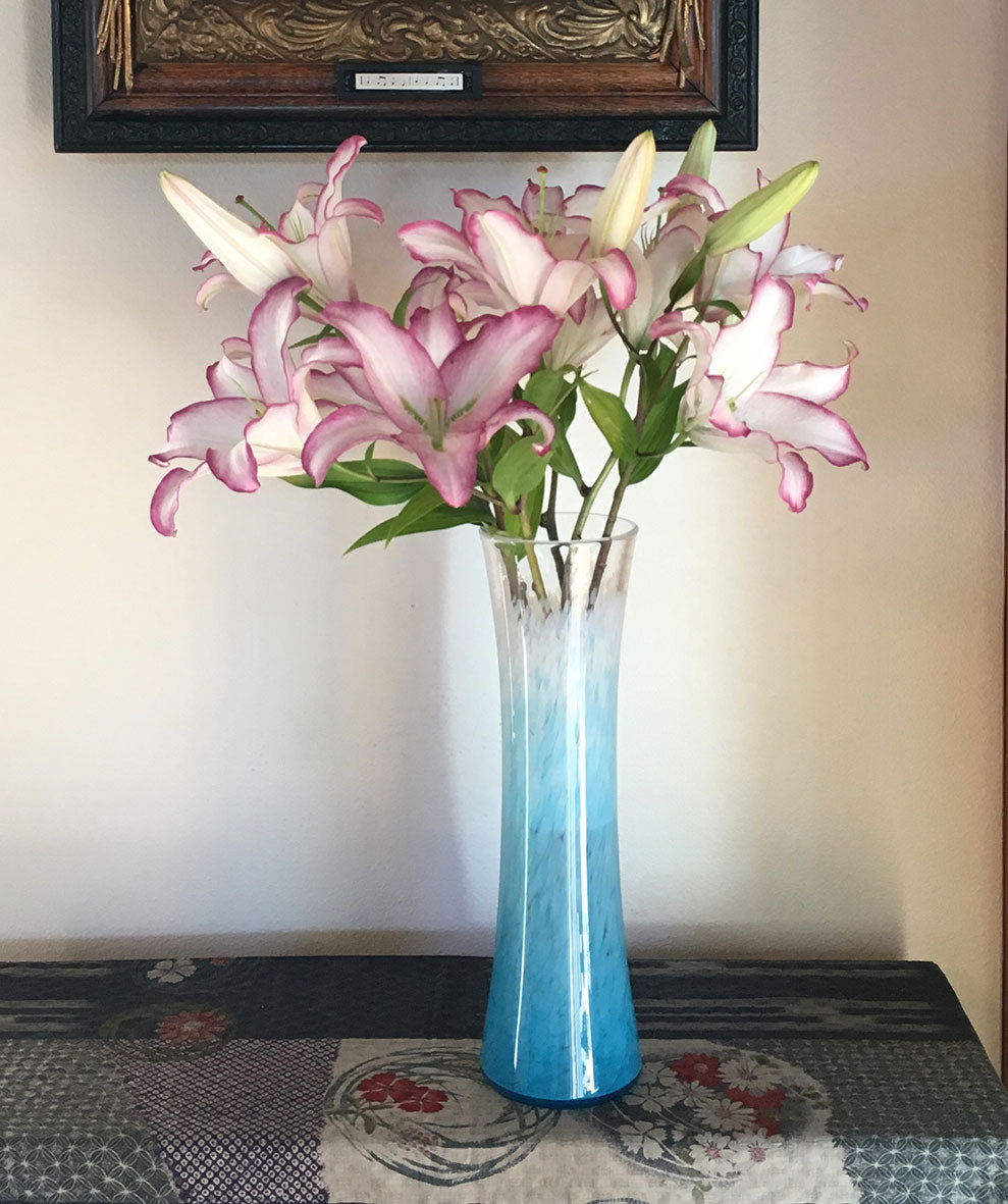 Tower Vase Teal White